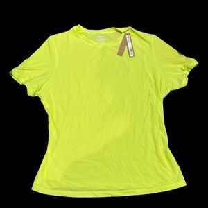 SKIMS - FITS EVERYBODY T SHIRT